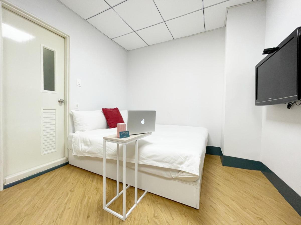 Sharon Inn Taichung Buitenkant foto