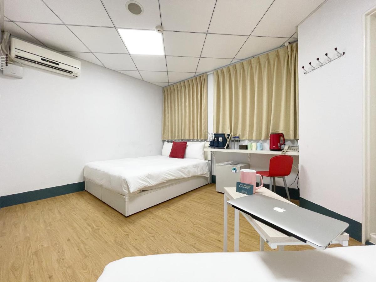 Sharon Inn Taichung Buitenkant foto
