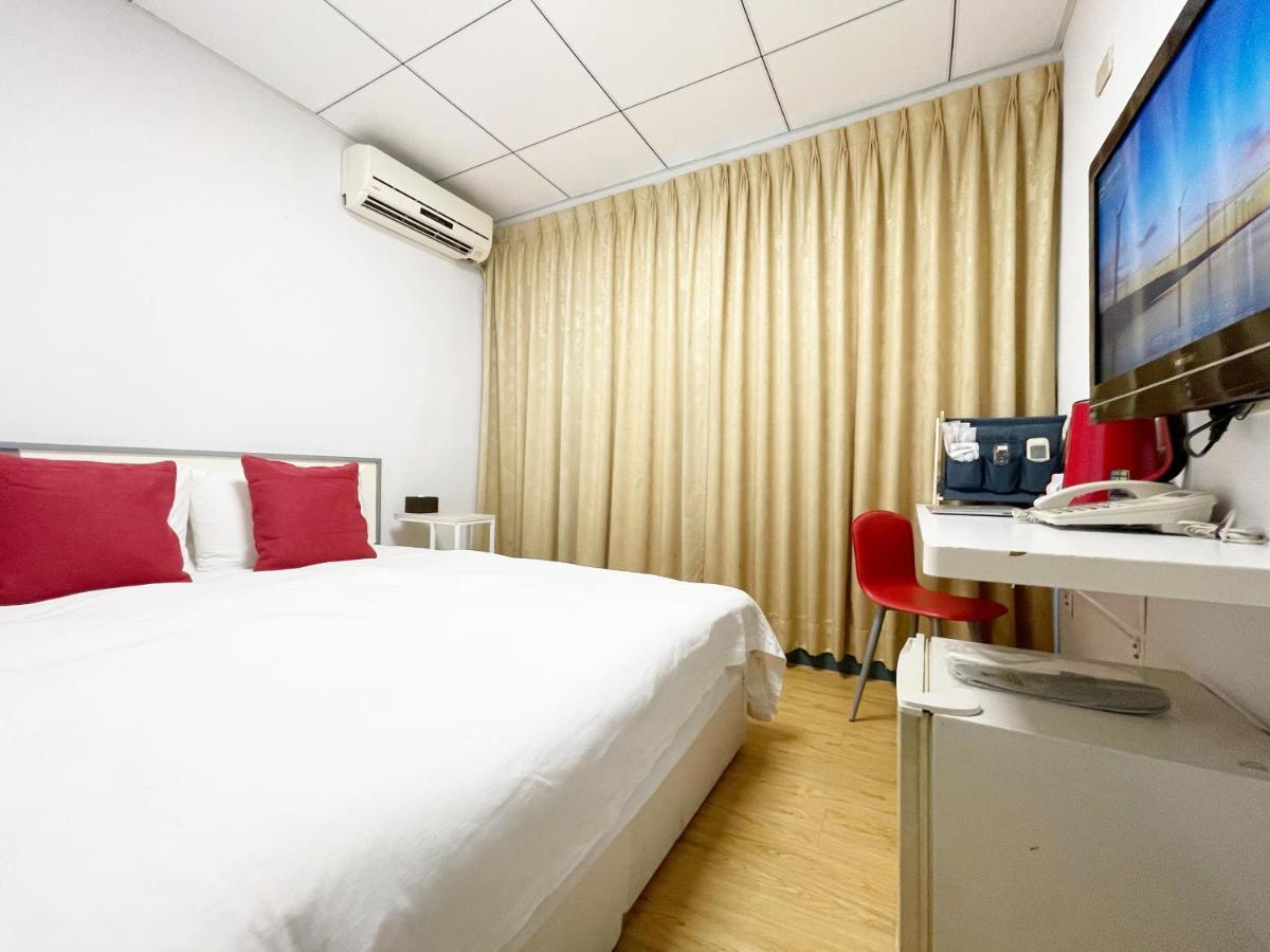Sharon Inn Taichung Buitenkant foto